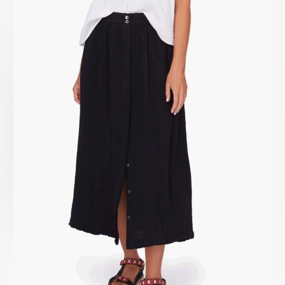 Xirena Serina Skirt in Black